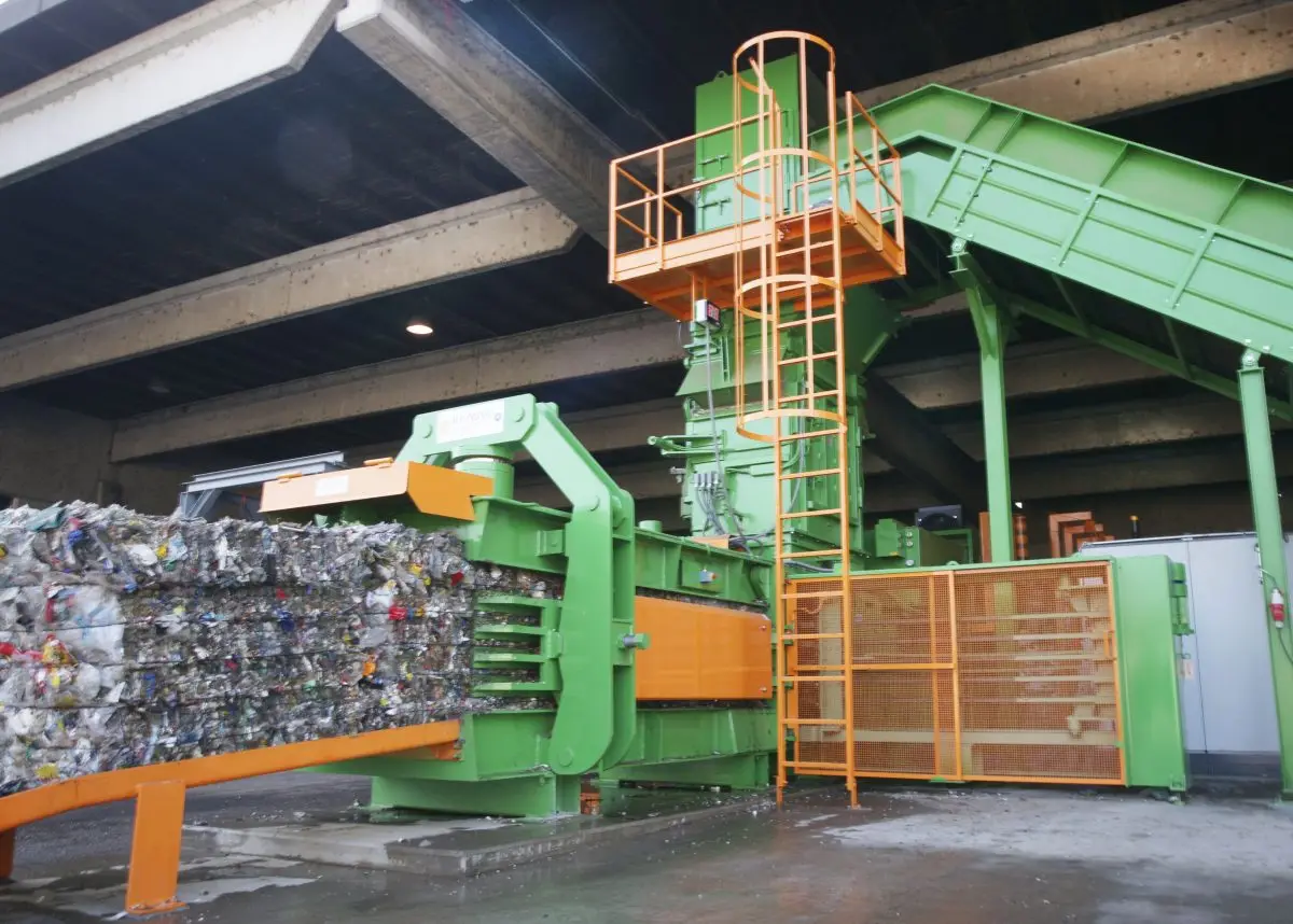 Macpresse MAC 110/1 – Balpressar, levert av Macpresse