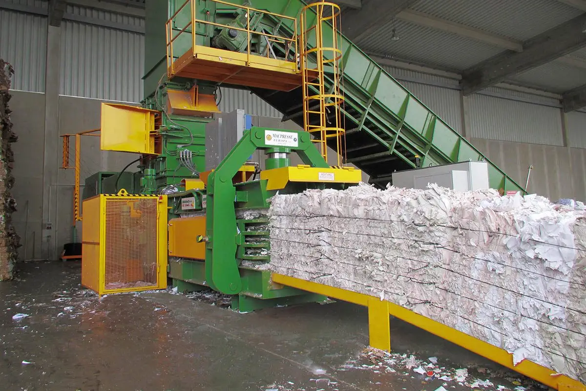 Macpresse MAC 111AS/1 – Balpressar, levert av Macpresse